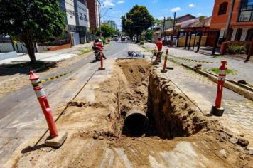 Trecho da Eduardo Chartier tem acesso local para obras de abastecimento