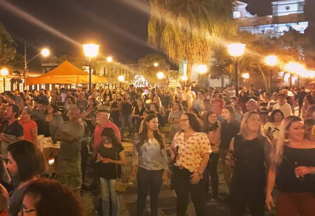 VENHA PRESTIGIAR O CARNAVAL DE IGUAPE